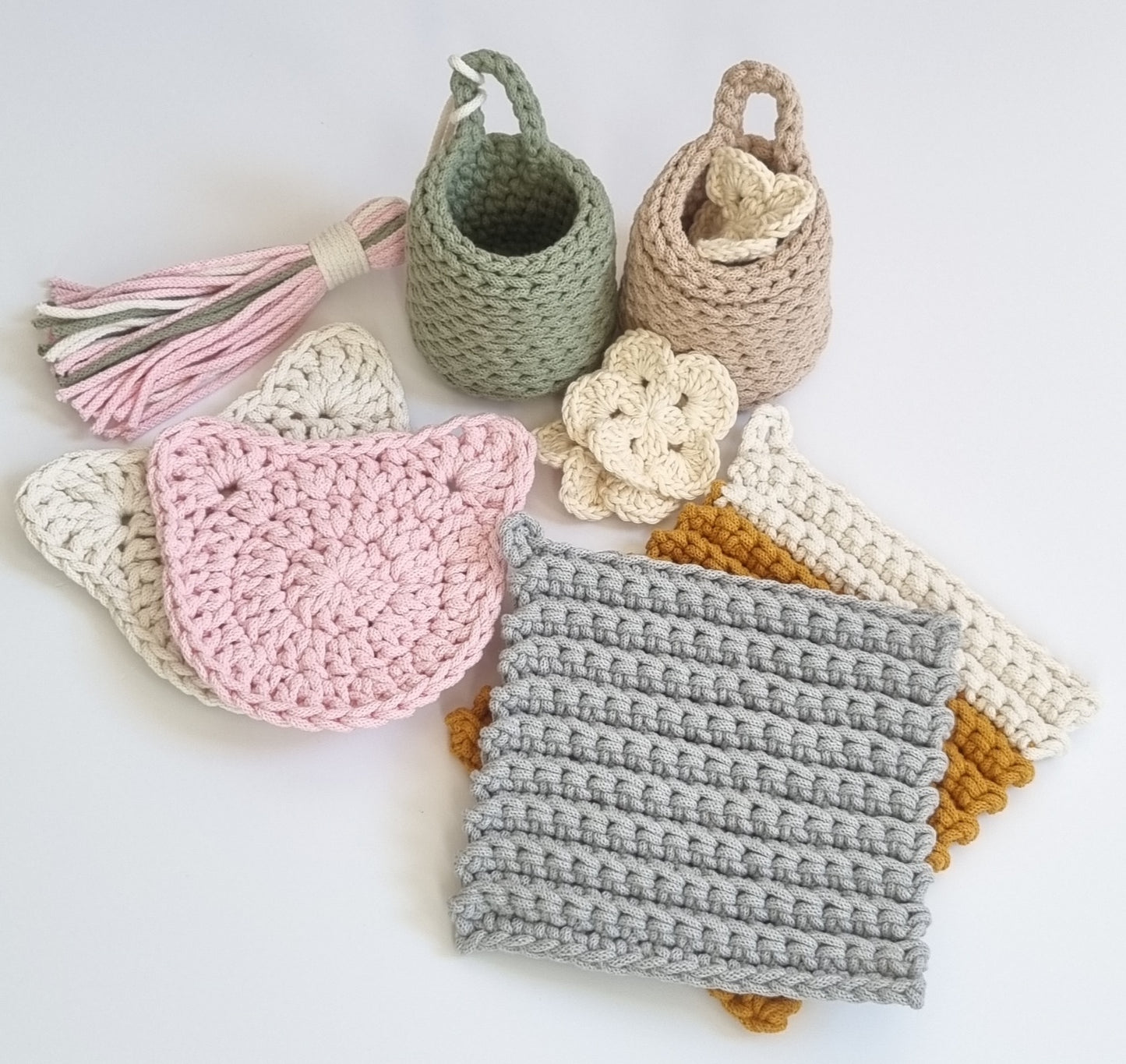 Crochet DIY Kit - Small Crochet Basket Pattern & Cord (with extra pattern booklet)