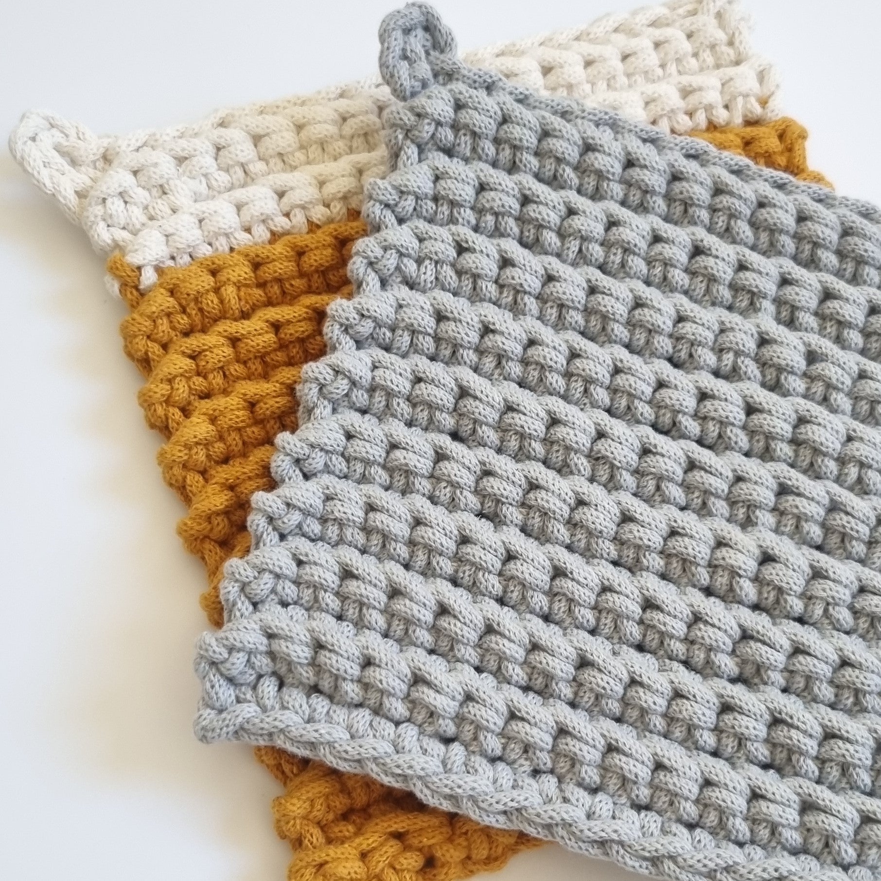 crochet project: 4-in-1 home decor set