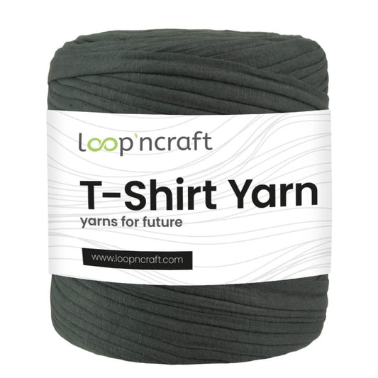 recycled cotton t-shirt yarn in platinum
