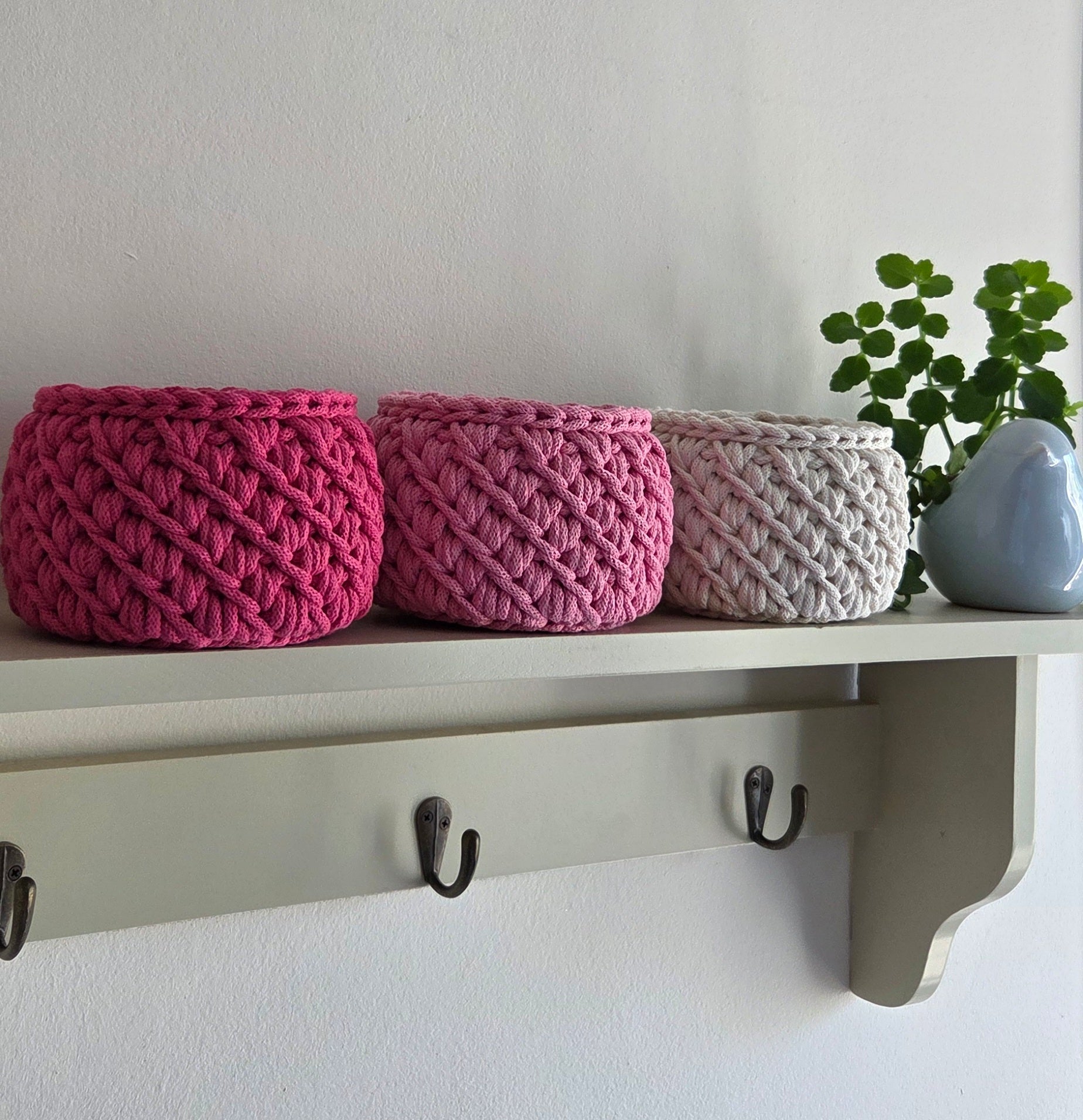 small crochet baskets
