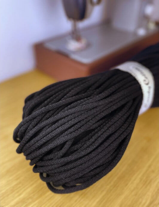 lovely cottons cord for sewing - black