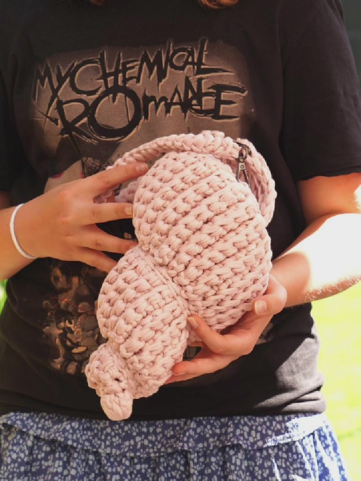 crochet spiral shell purse